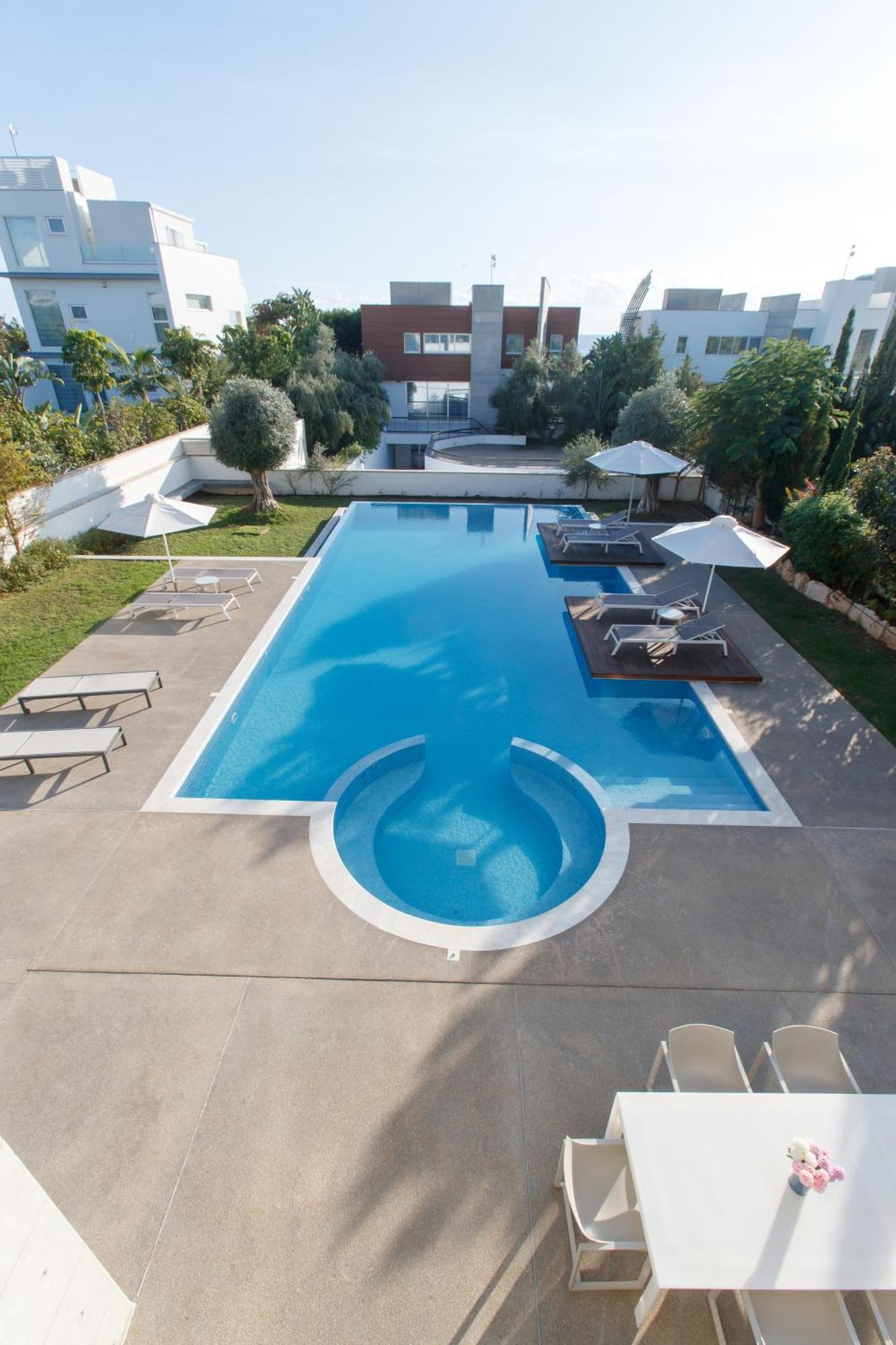 Villaer Vivo Mare Beachfront - Emerald
