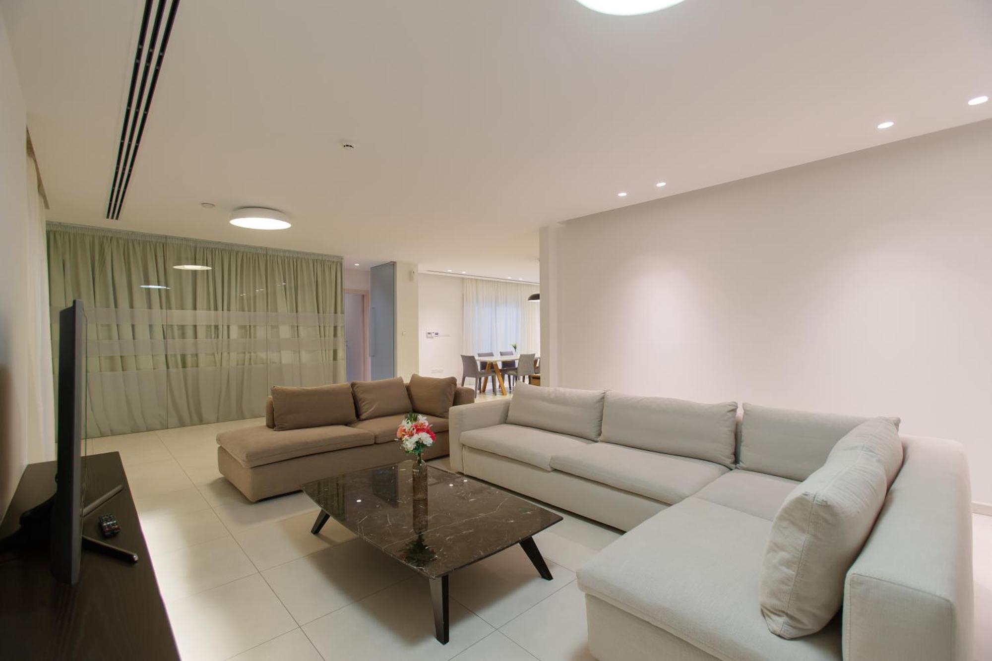 Vivo Mare Beachfront - Emerald Villaer *