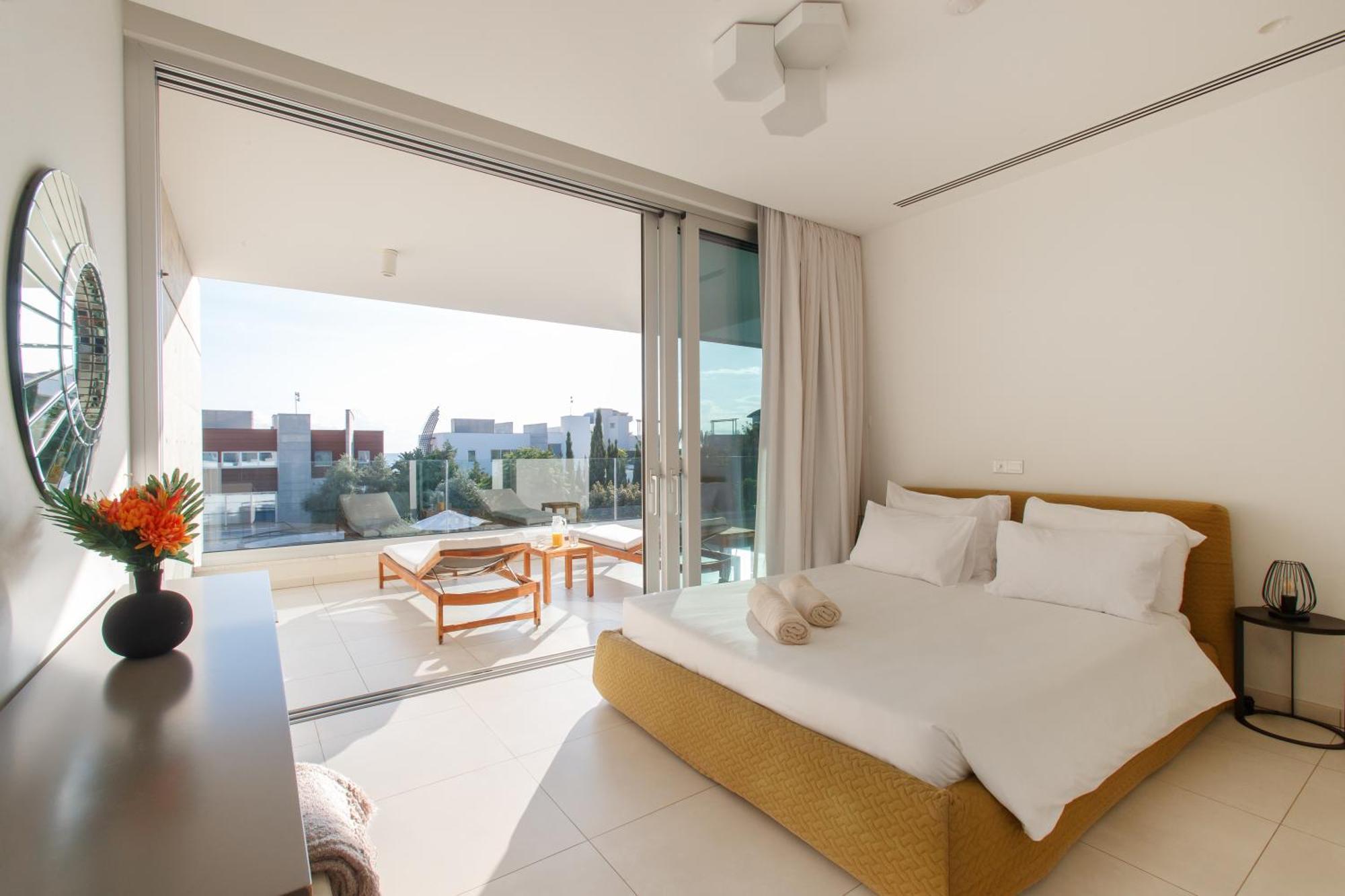 Vivo Mare Beachfront - Emerald Ayía Nápa